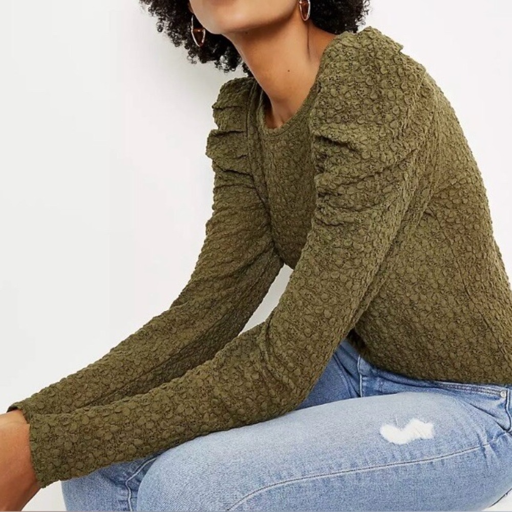 LOFT Floral Lace Pleated Puff Sleeve Top